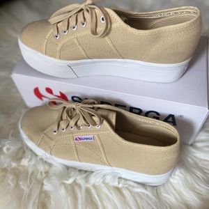 Superga platform sneakers!